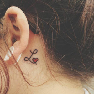 tatuaggio piccolo cuore donna significato